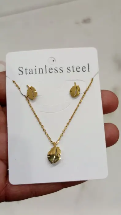All kind of jewellary