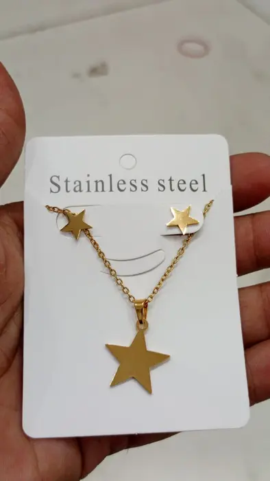 All kind of jewellary