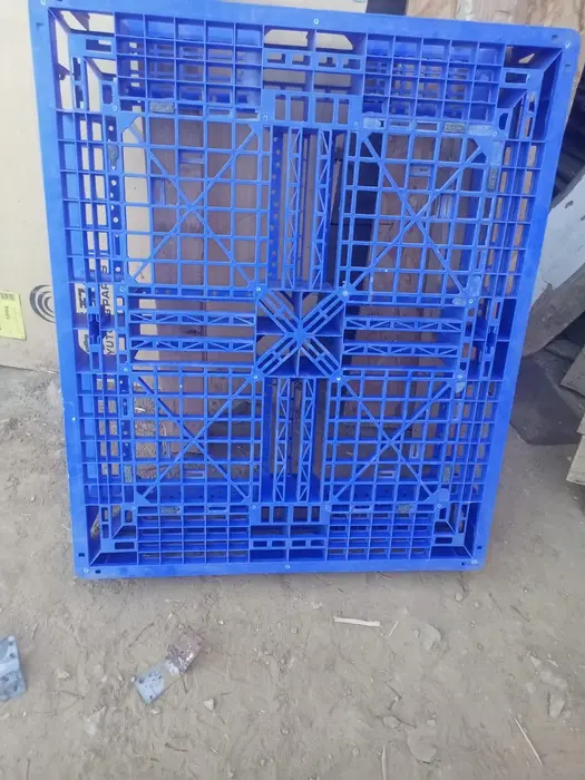 Plastic Pallets Hub Heavy Duty Big Qty Stock availability All Pakistan